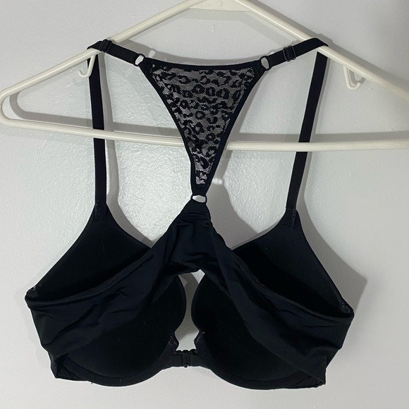 Victoria Secret Push Up Bra - 32A - Picture 3 of 5